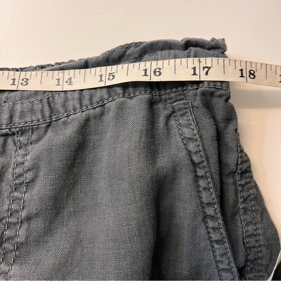 Caslon Gray 100% Linen Shorts, size L - Picture 11 of 13